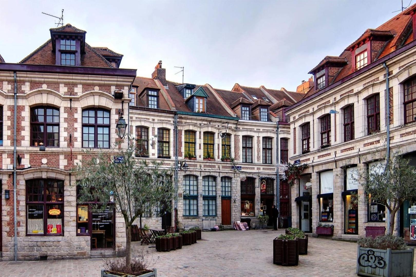 Superbe Appart. 2 Chambres En Plein Centre ! Lila Exterior foto